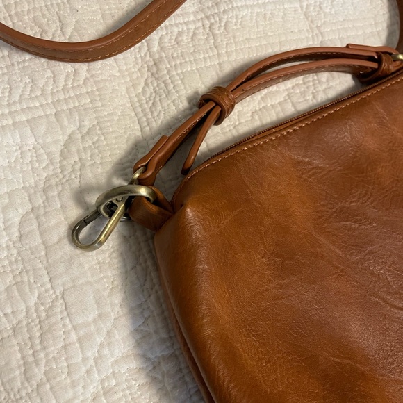 NWOT Madison West Cognac Leather Bag Brass Hardware - Picture 2 of 5